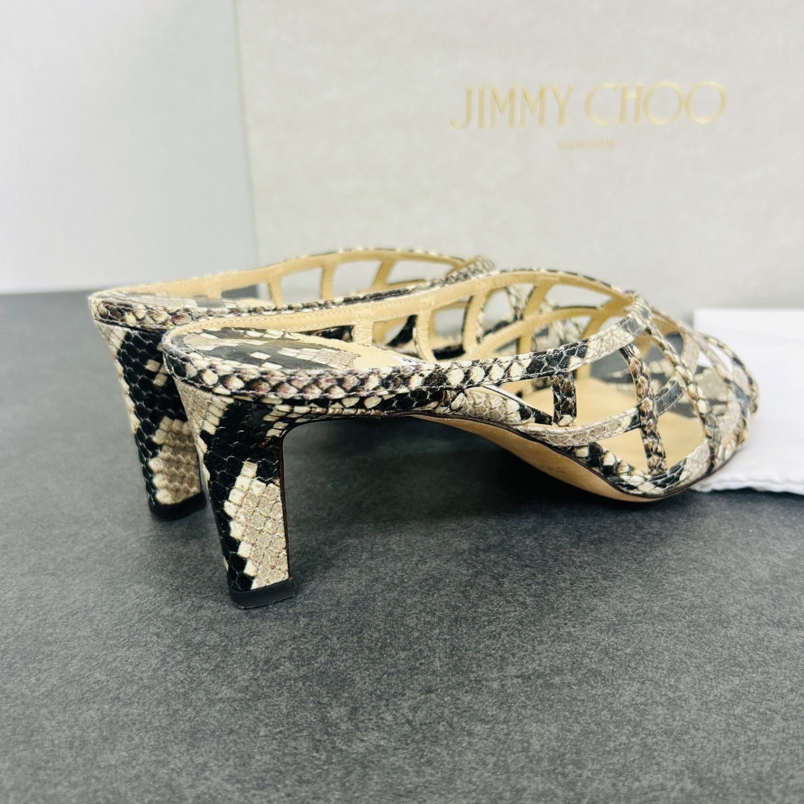 JIMMY CHOOサンダル　新品　36　未使用 JIMMY CHOO サンダル ハイヒール パイソン柄 36 1/2 レディース