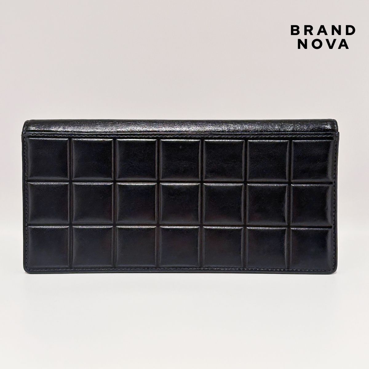 CHANEL チョコバー長財布(希少!)正規品 希少】CHANEL シャネル チョコバー 三つ折り長財布 ブラック - メルカリ