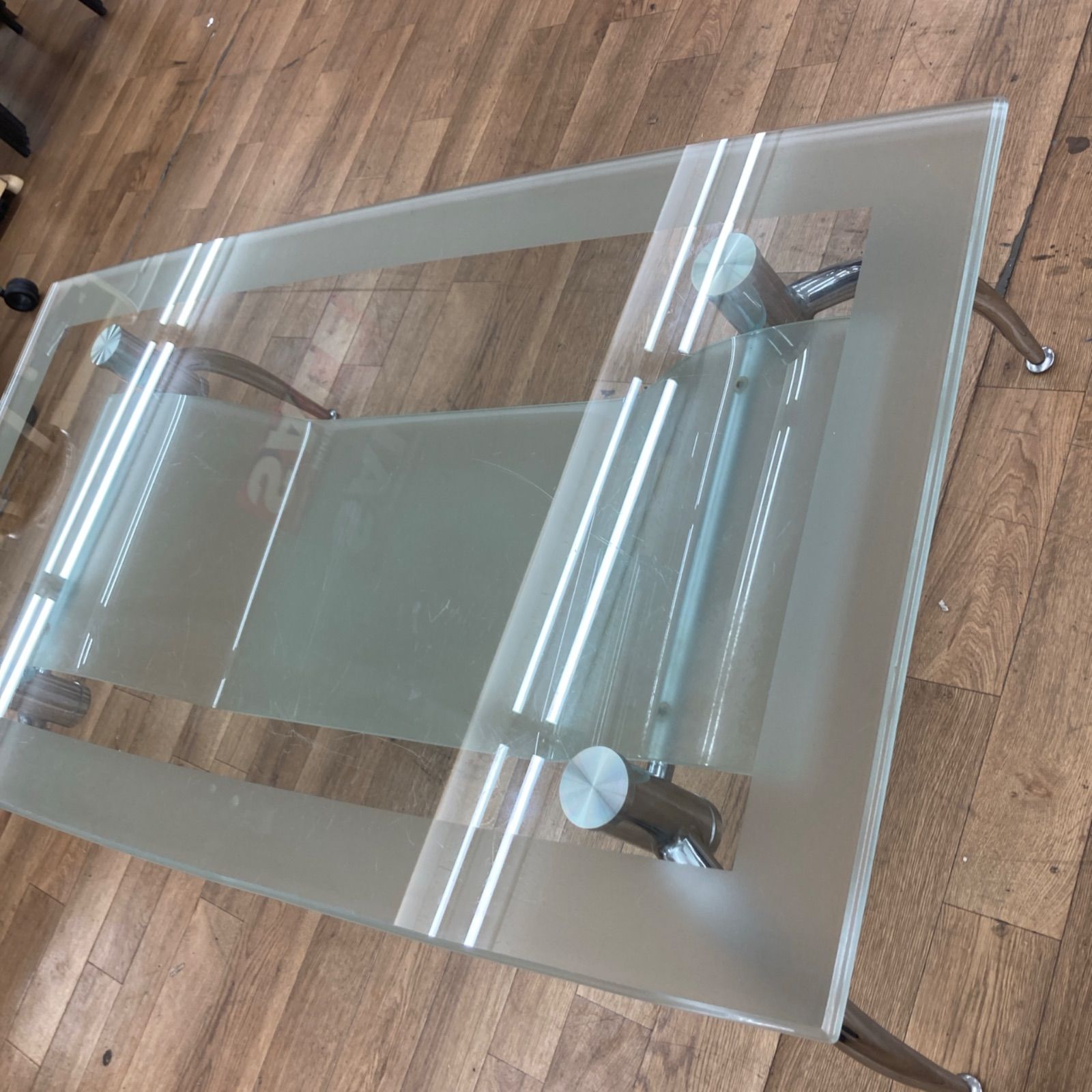 S264 ガラステーブル