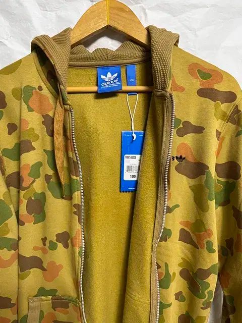 アディダス カモフラ 起毛 フード ジップアップ 100 S 105 程度