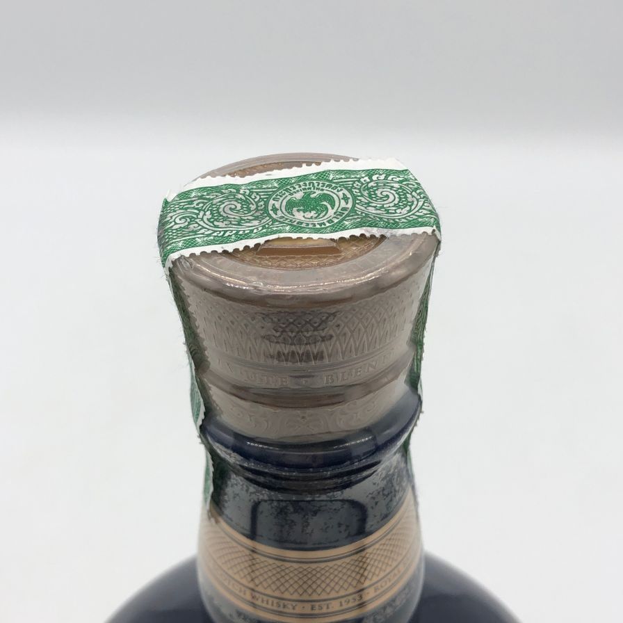 ロイヤルサルート 21年 青陶器ボトル 700ml 40%【R0】 - メルカリ