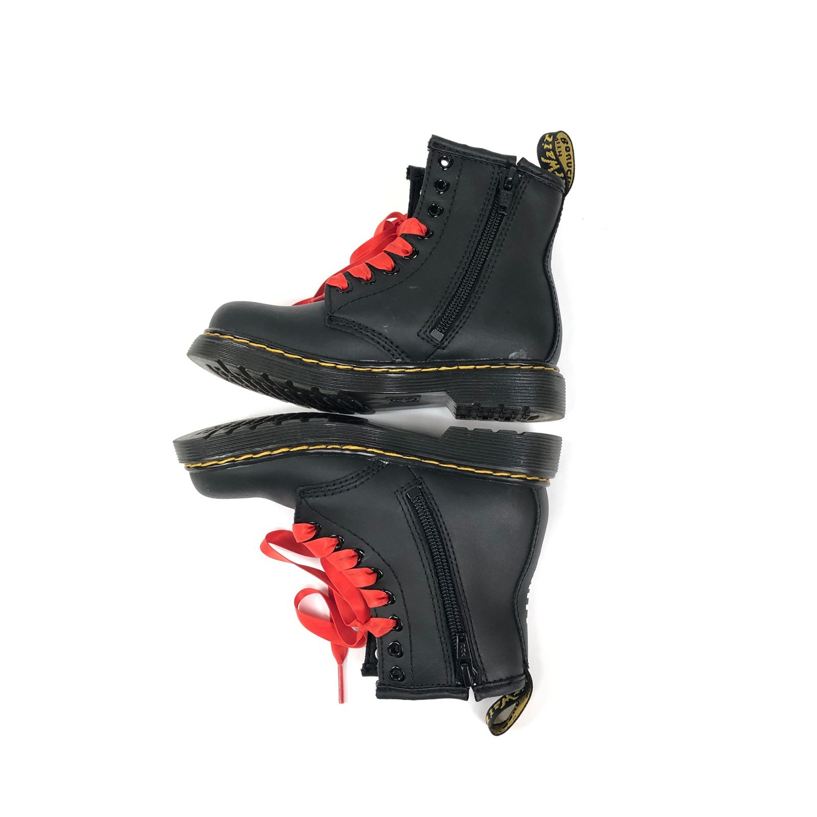 ドクターマーチンハローキティブーツ Dr.martens Dr.Martens × HELLO KITTY COLLABORATIONS ドクター