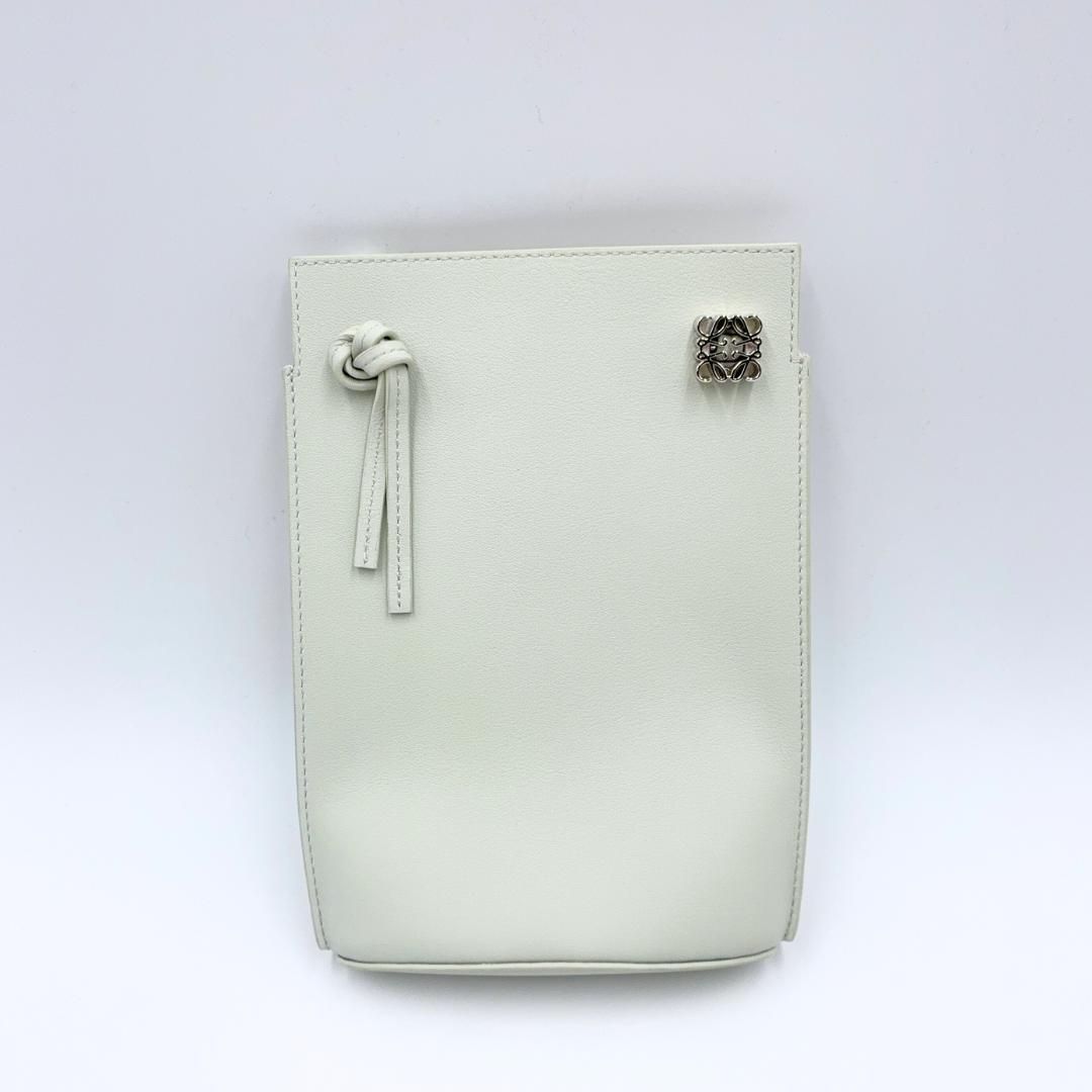 美品】LOEWE ダイスポケット ショルダーバッグ - メルカリ 美品】LOEWE ダイスポケット ショルダーバッグ - メルカリ