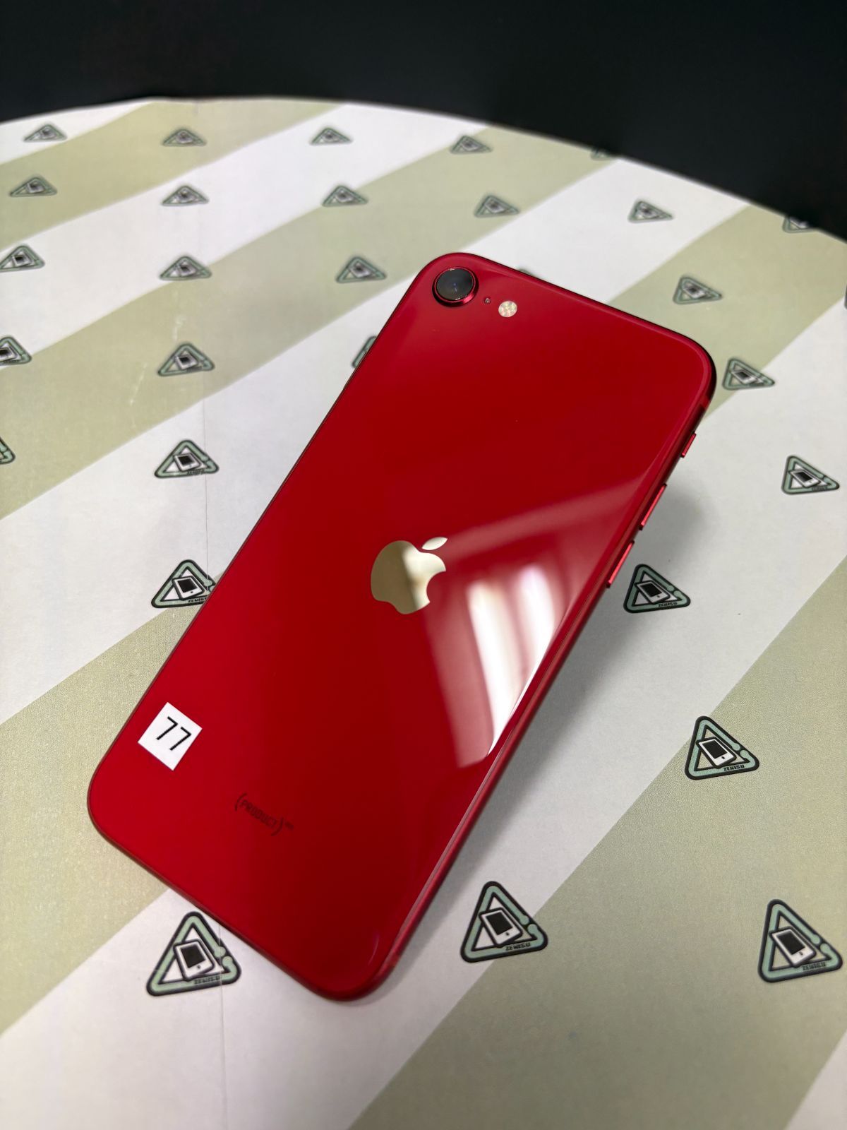 レッド SIMフリー