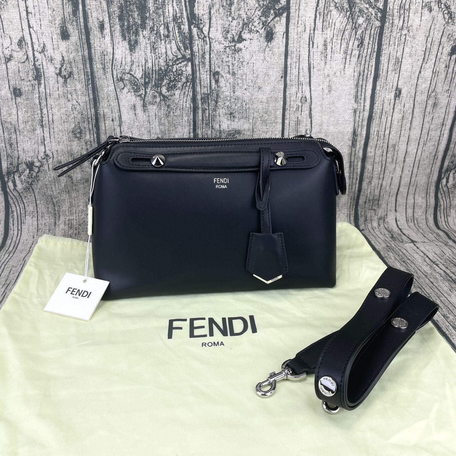 FENDI フェンディ バイザウェイ ミディアム 2Wayショルダーバッグ - メルカリ