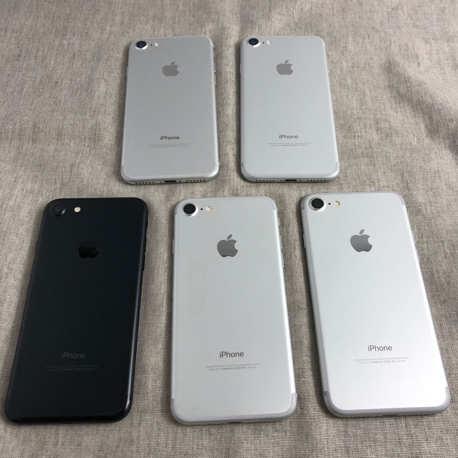◇ジャンク品◇【5点セット】iPhone7 32GB（A1779）【割れ