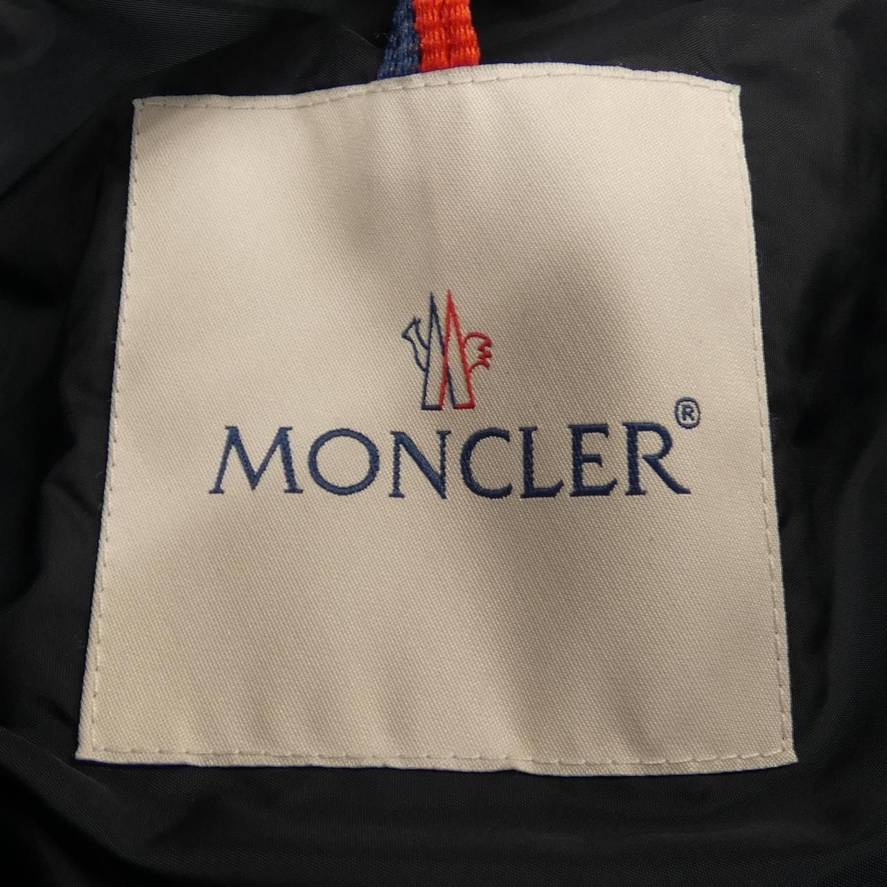 モンクレール MONCLER