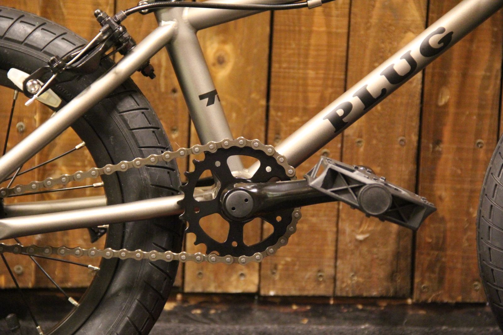 BMX 14インチ キッズ 子供自転車 TNB PLUG 14 FAT MATT GUNMETAL 完全