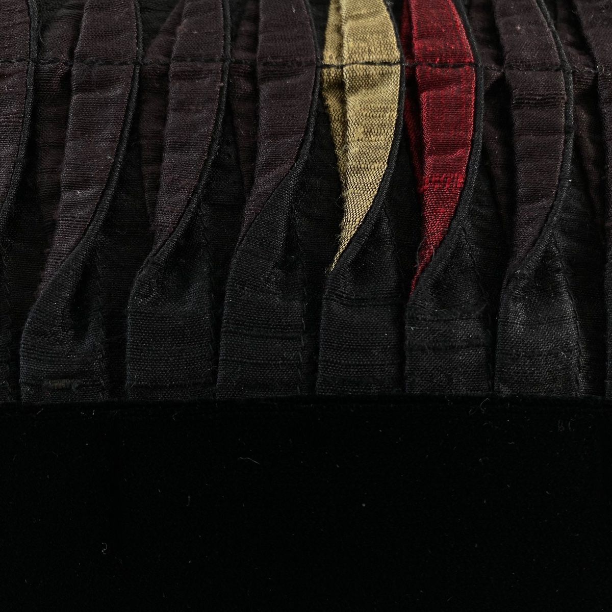 袋名古屋帯 秀品 幾何学模様 黒 正絹