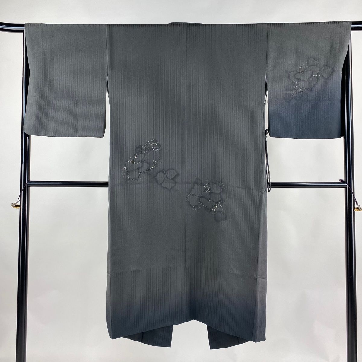 道中着 身丈124cm 裄丈66cm M 丹下雄介 和装コート 落款 葉柄 地紋 金彩 ぼかし 黒灰 正絹
