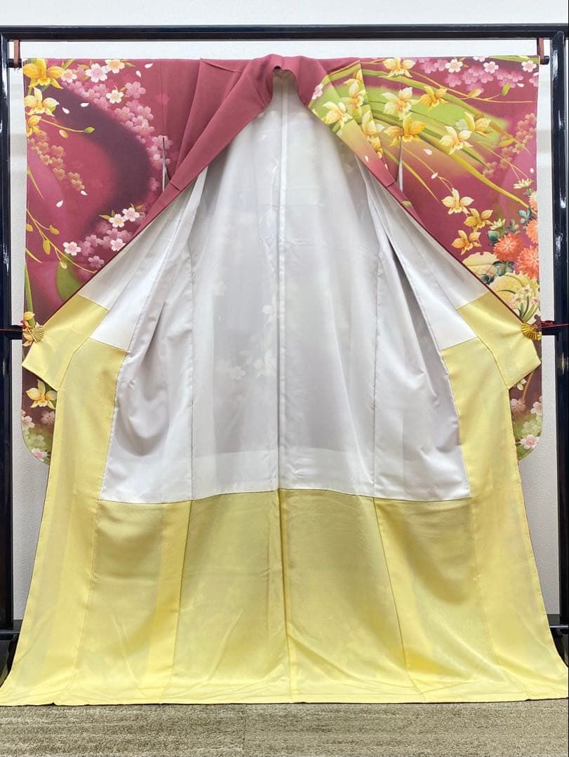 振袖 豪華 ちりめん 個性的 幻想的 身丈174cm 躾糸付き MO2881 - メルカリ