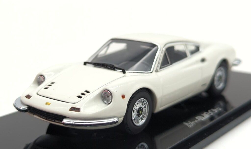 京商 1/43 Ferrari Dino 246gt (White) 05081W - メルカリ