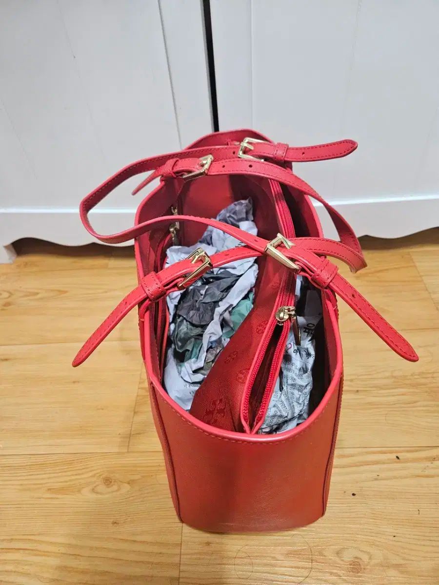 トリーバーチ サフィアーノ