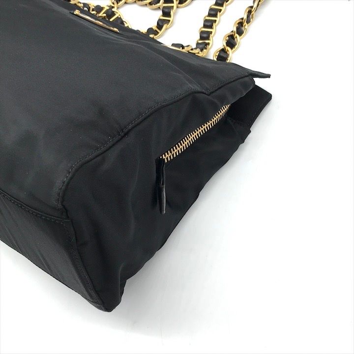 【確実正規品】【美品】PRADA 黒 ナイロン ハンドバッグ ゴールドチェーン 美品 PRADA プラダ ナイロン テスート 三角ロゴ ゴールド 金具