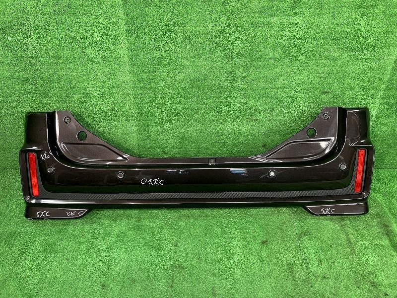 美品 スズキ　MK53S　スペーシアカスタム　リア　リヤ　バンパー　 ZJ3 黒系 値引き可 美品スズキ スペーシアカスタム MK53S メッキ リヤガーニッシュ 新型