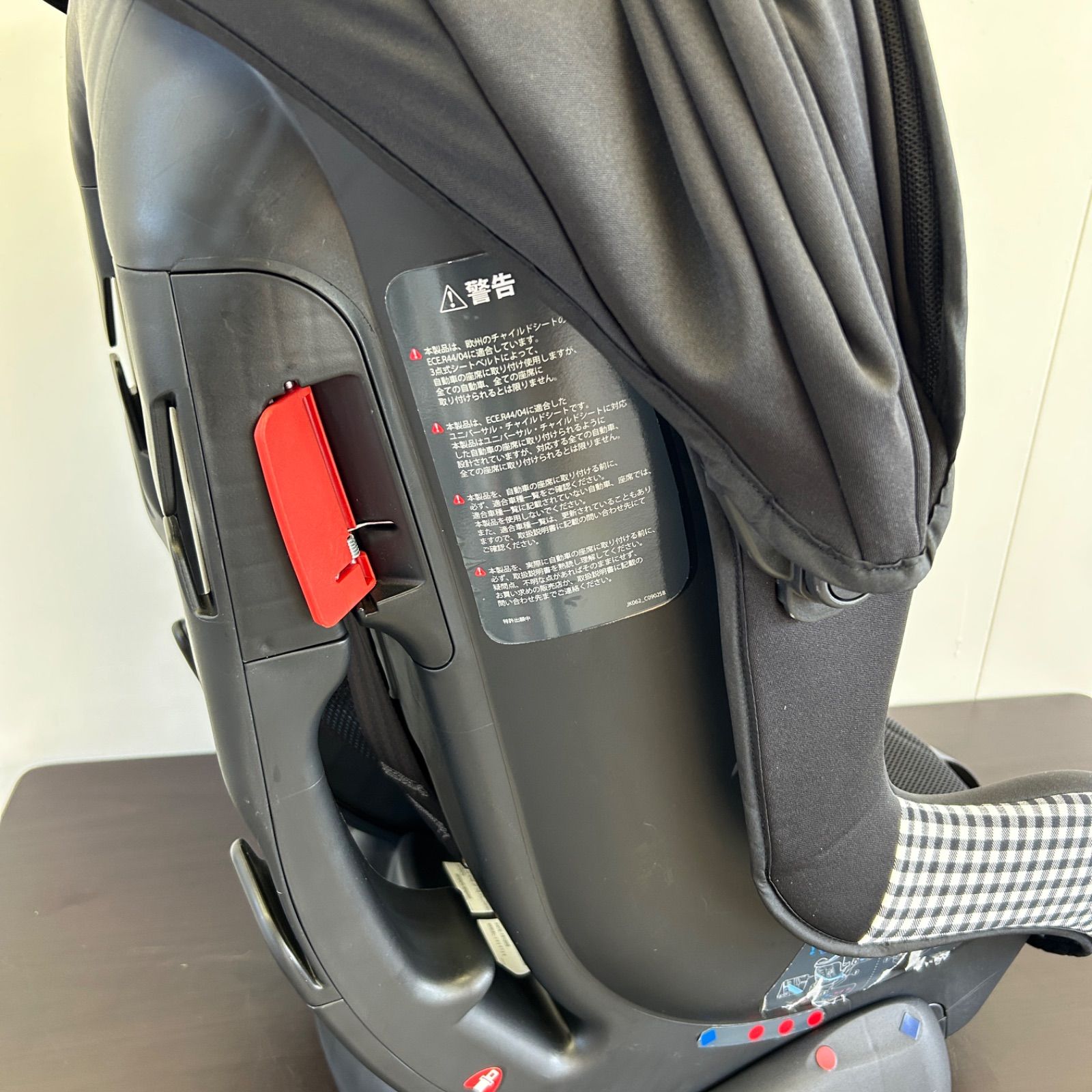 チャイルドシート ジョイー Joie Tilt シートベルト取付 新生児～4才 joie チャイルドシート（シート取付方法シートベルト固定