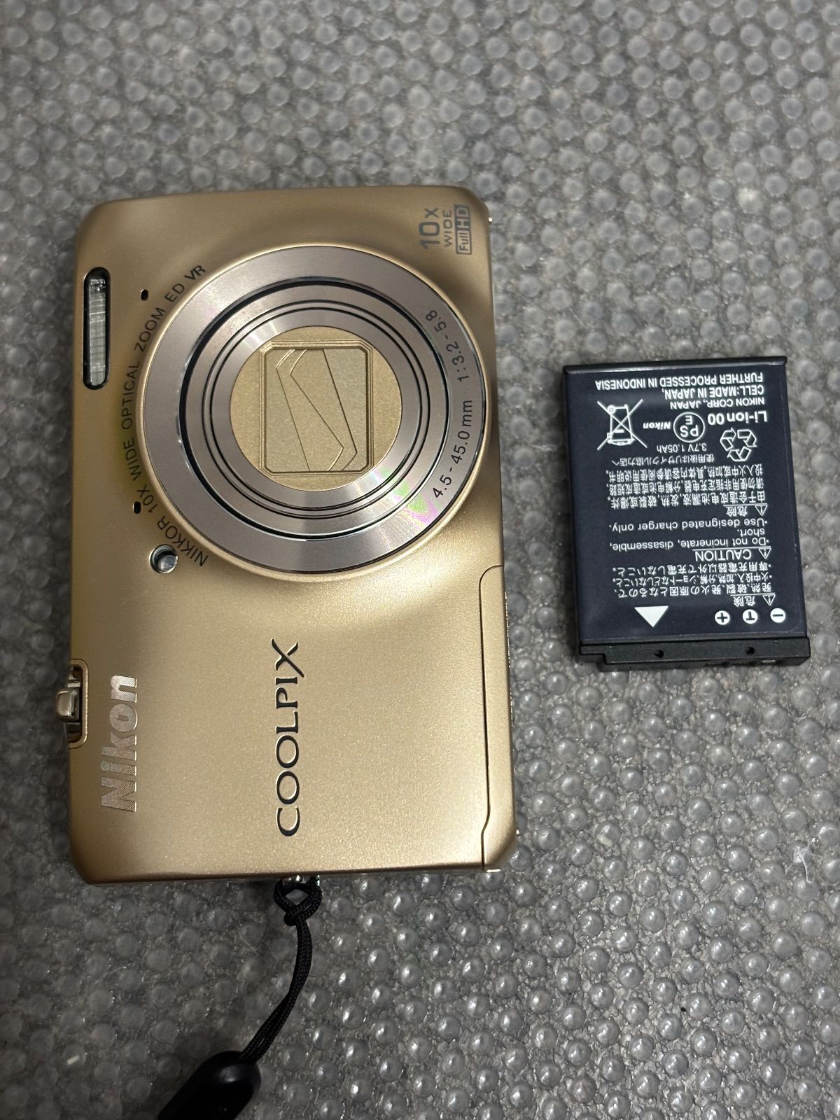 Nikon COOLPIX S6300 1081
