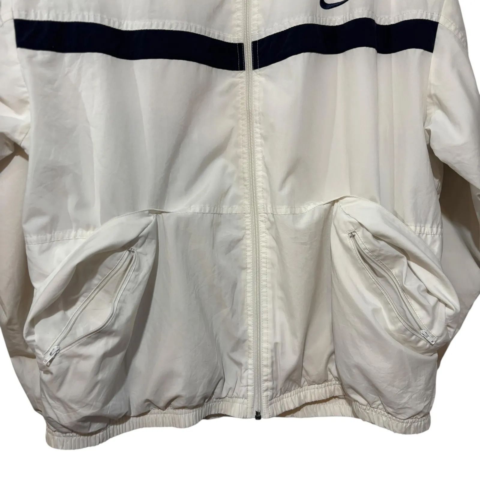 JKT Windbreaker