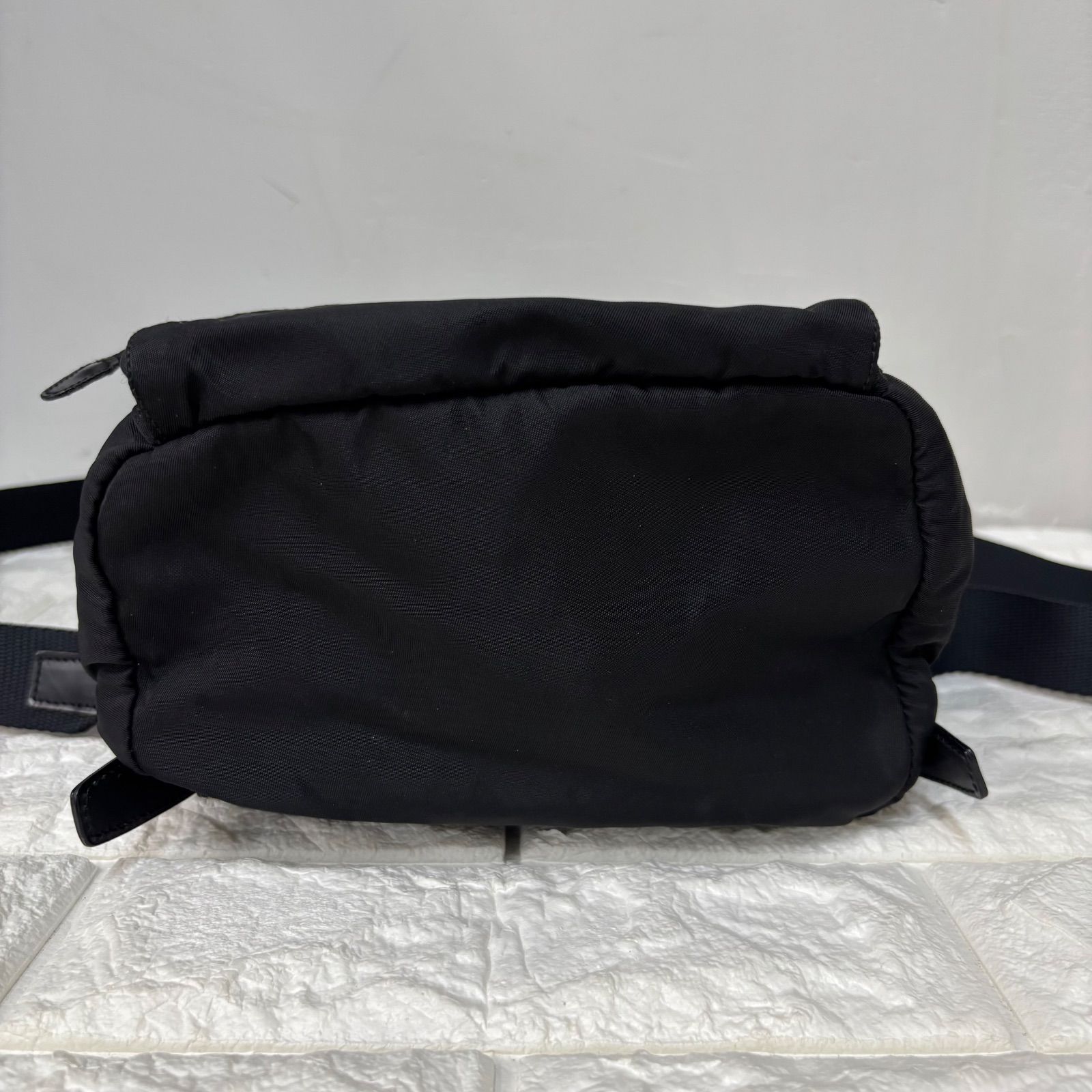 s)PRADA プラダ ミニリュック バックパック ナイロン 三角ロゴ 
