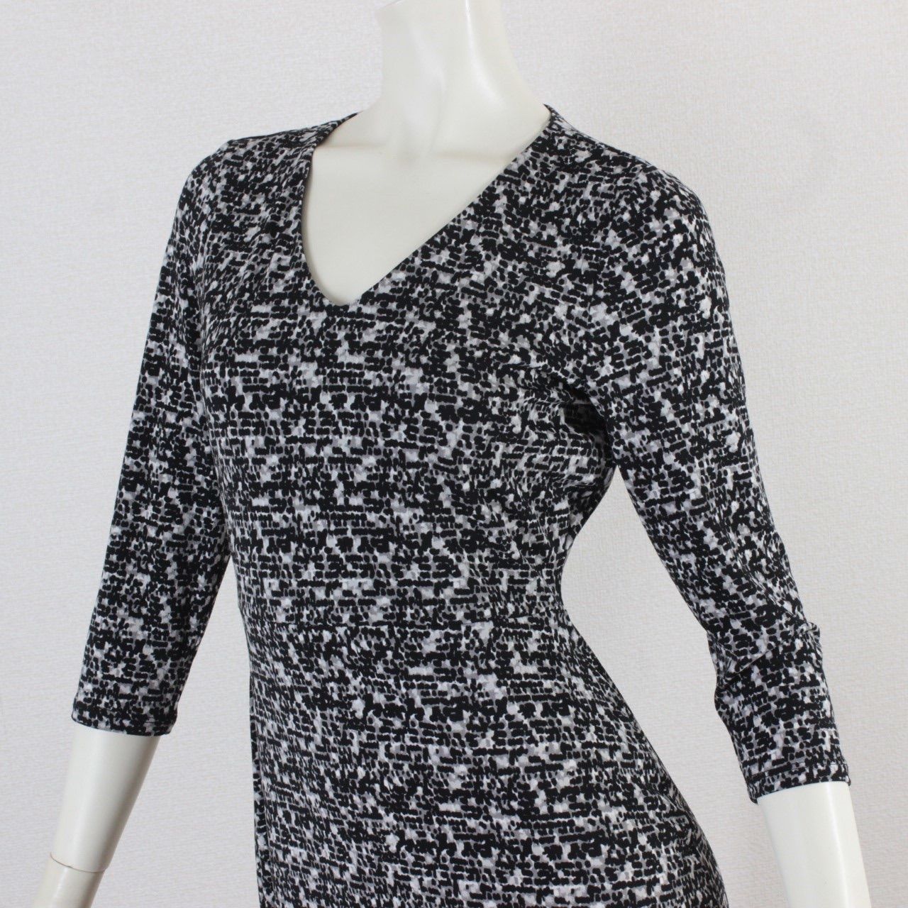 90【新品未使用】ローラアシュレイ ワンピース UK8 7号 9号 ブラック  