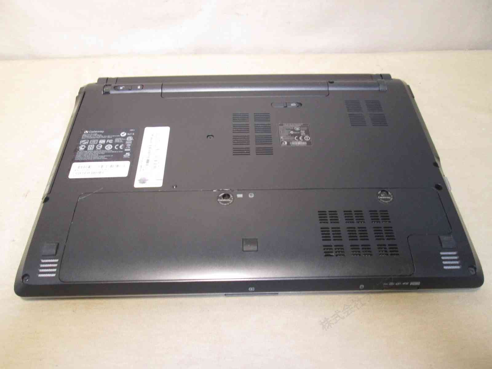 ノートPC Gateway  ID49C-A22C 中古】Gateway ID49C ID49C-A22C 〔Windows 7〕 [2133012780863