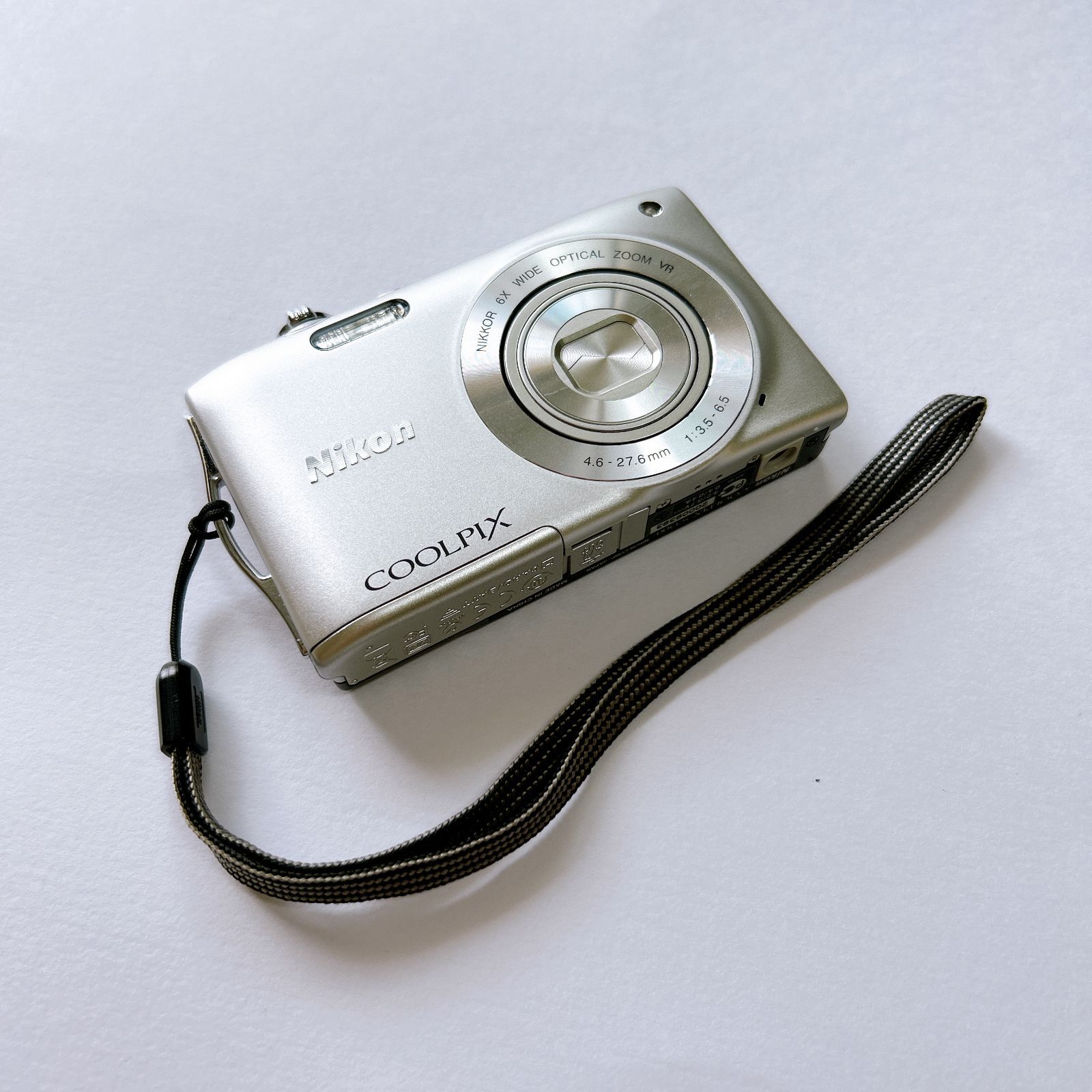 【動作確認済】Nikon coolpix s3300 シルバー Nikon Coolpix S3300 Review - Reviewed