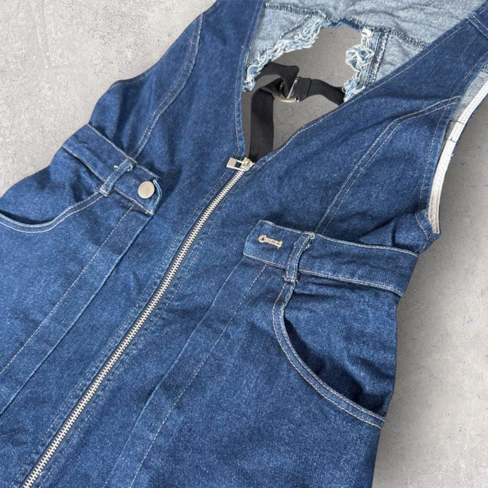 アウラアイラ フロントジップデニムジャンパースカート