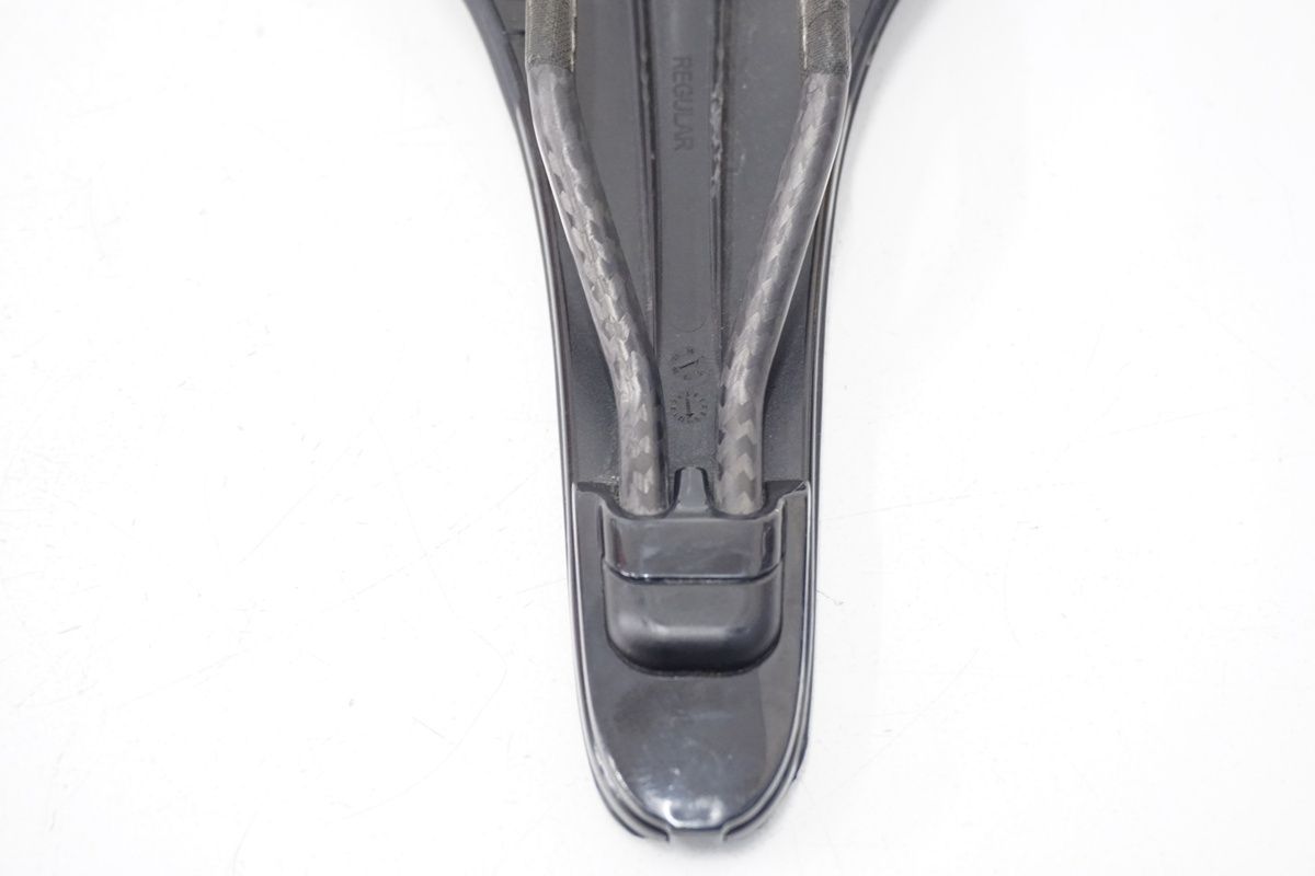 フィジーク ARIONE