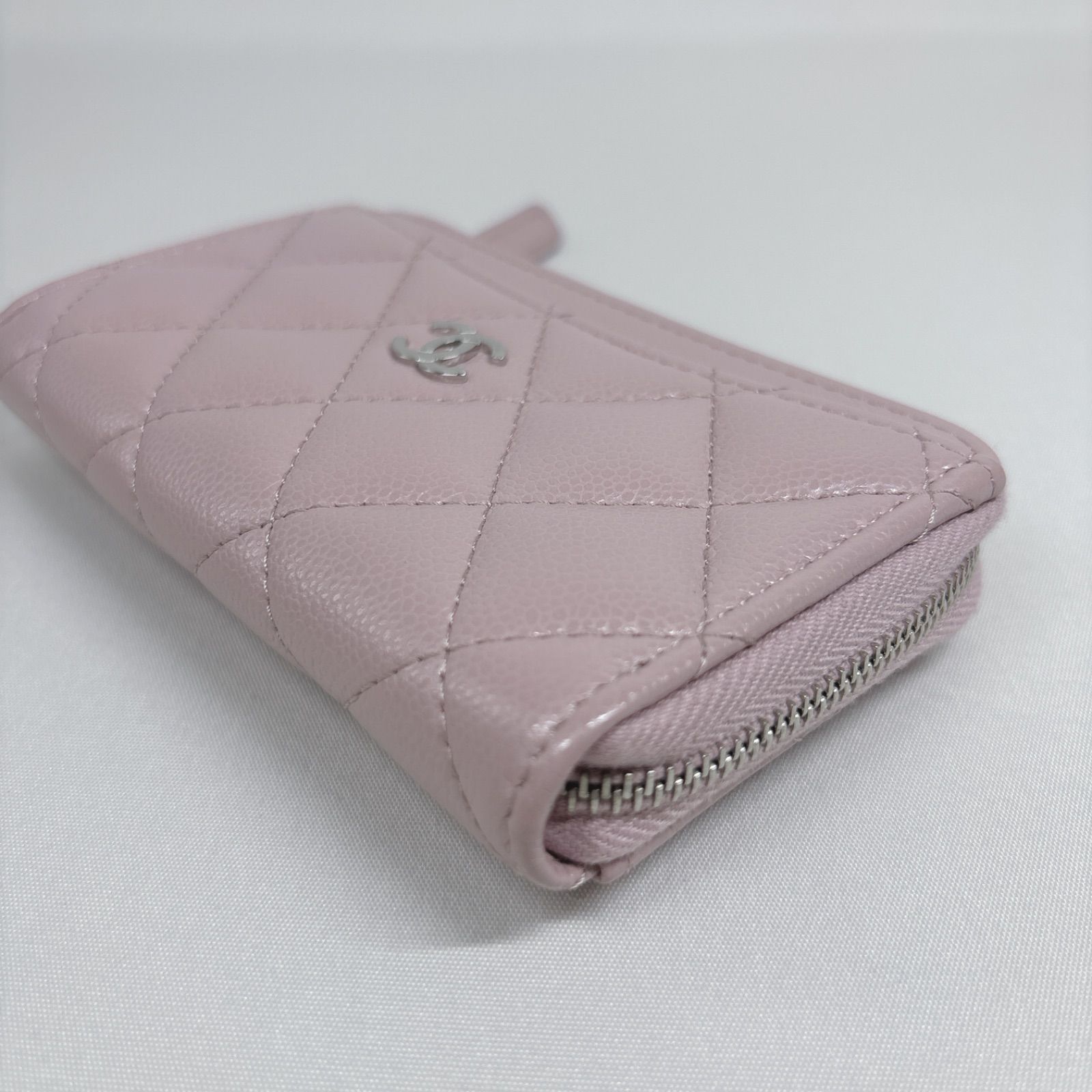 CHANEL フラグメントケース