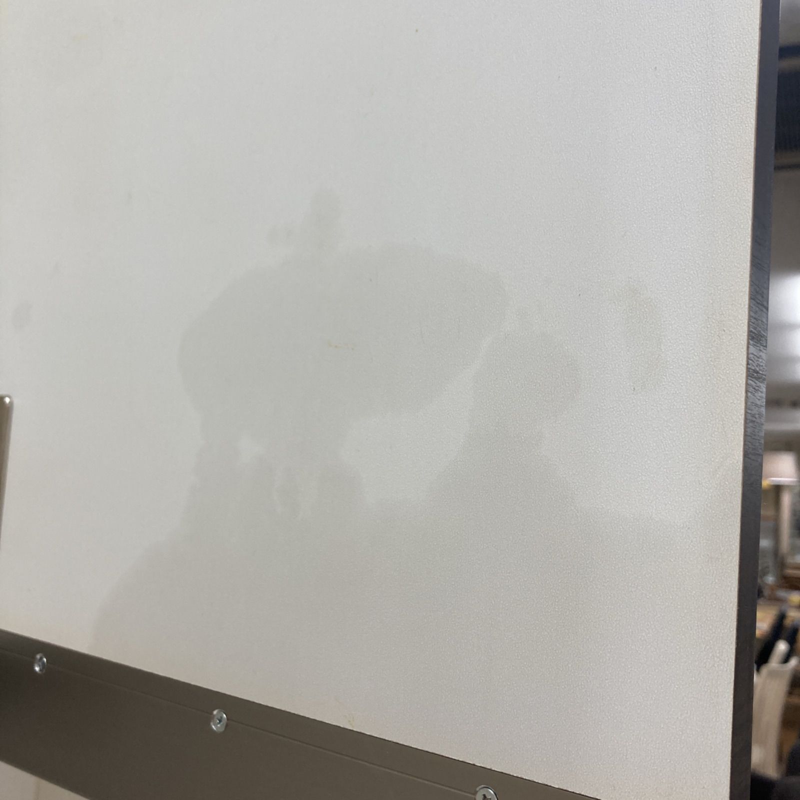 キッチンボード ソフトクローズ搭載