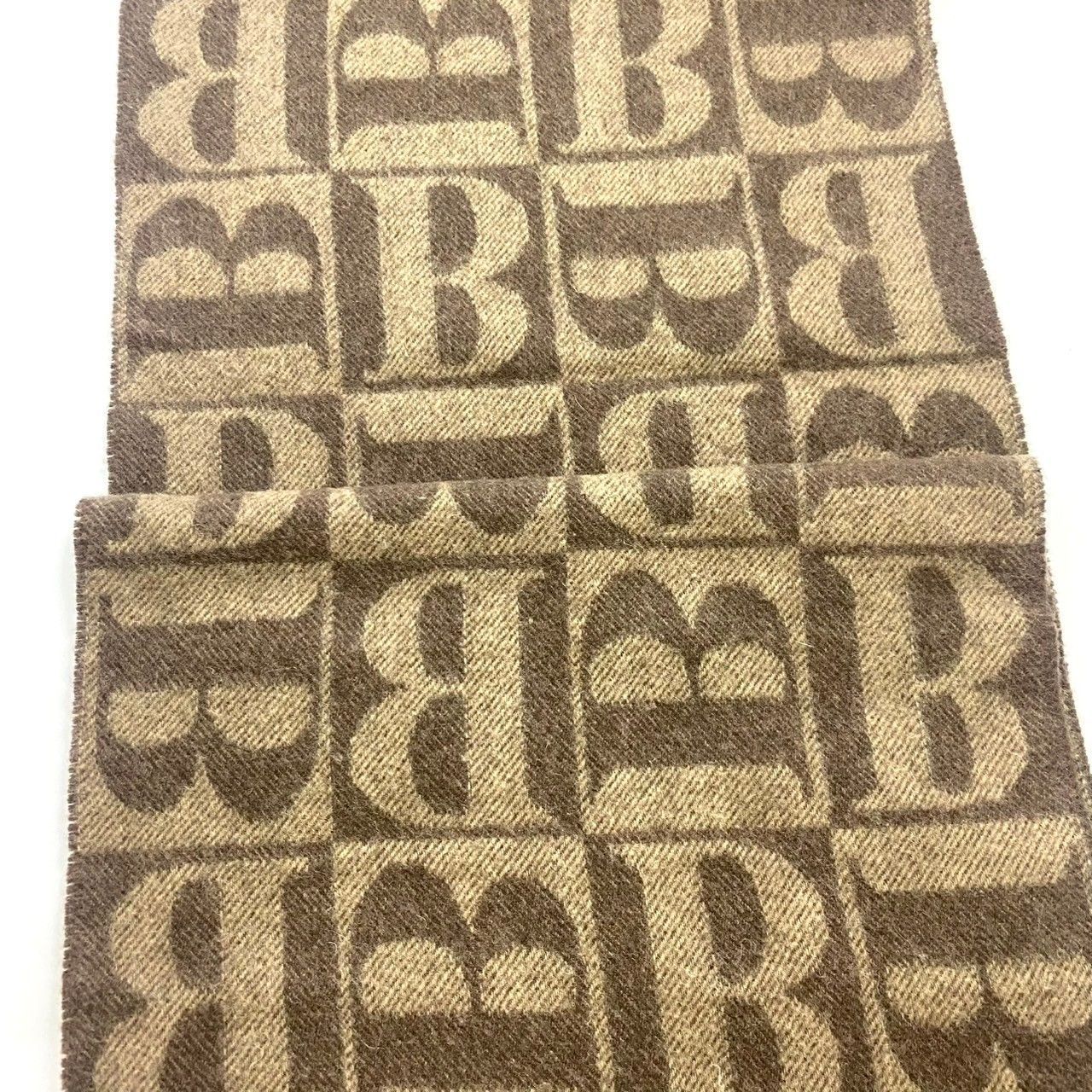 BURBERRY LONDON マフラー　カシミヤ100% Bロゴ　総柄　茶 BURBERRY LONDON マフラーカシミヤ100% Bロゴ総柄茶