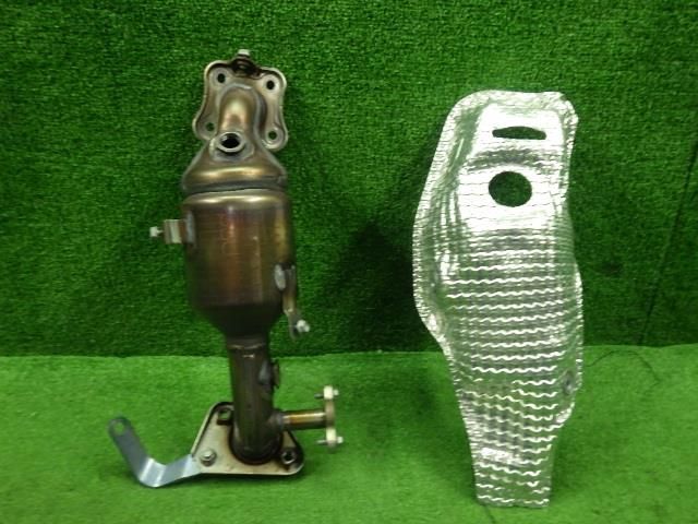 スペーシア 5AA-MK94S 触媒 14110-53U01 9137