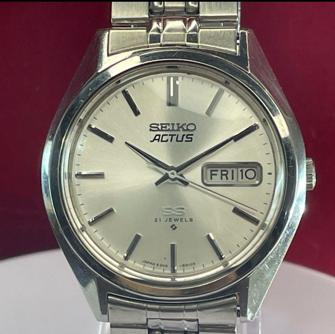 純正SSブレス 70s SEIKO ACUTUS 風防新品 自動巻 腕時計 純正SSブレス 70s SEIKO ACUTUS 風防新品 自動巻 腕時計 - メルカリ