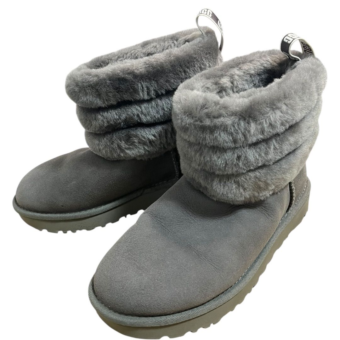 UGG フラッフミニキルテッドブーツ