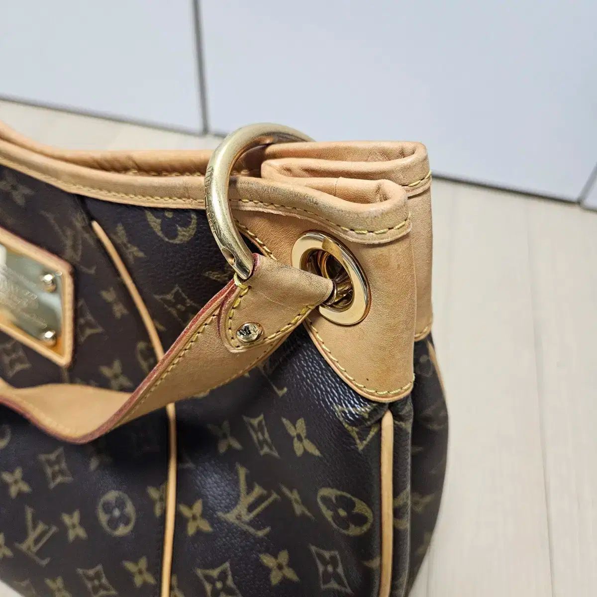 LOUIS VUITTON ガリエラPM 美品 Louis Vuitton(ルイヴィトン) 正規品 ガリエラ pm - メルカリ