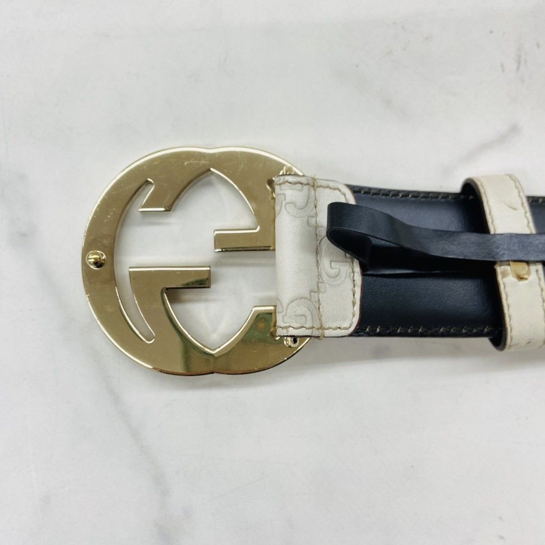 Gucci GGロゴ レザー ベルト ホワイト ダブルG スリムベルト ・ホワイト レザー | GUCCI公式