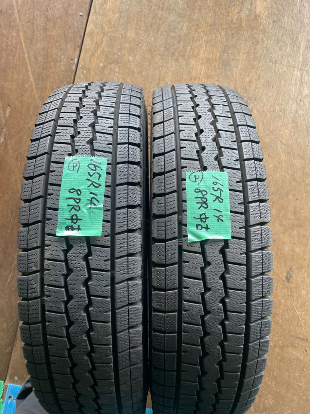 【中古】スタッドレスタイヤ　165R14 8PR