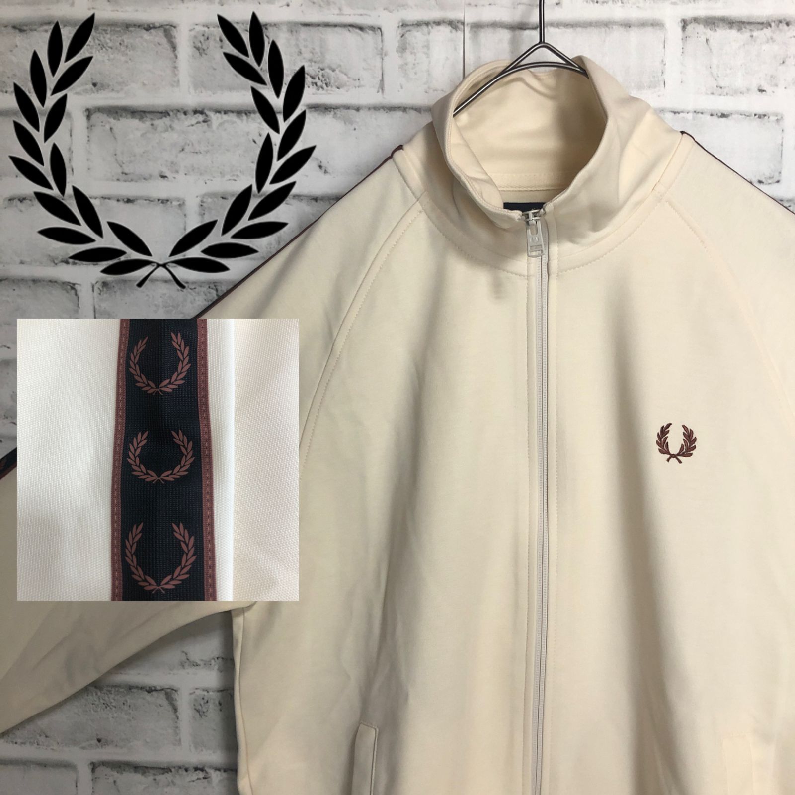 美品⭐️Fred Perry トラックジャケット/ジャージ S 刺繍月桂樹 