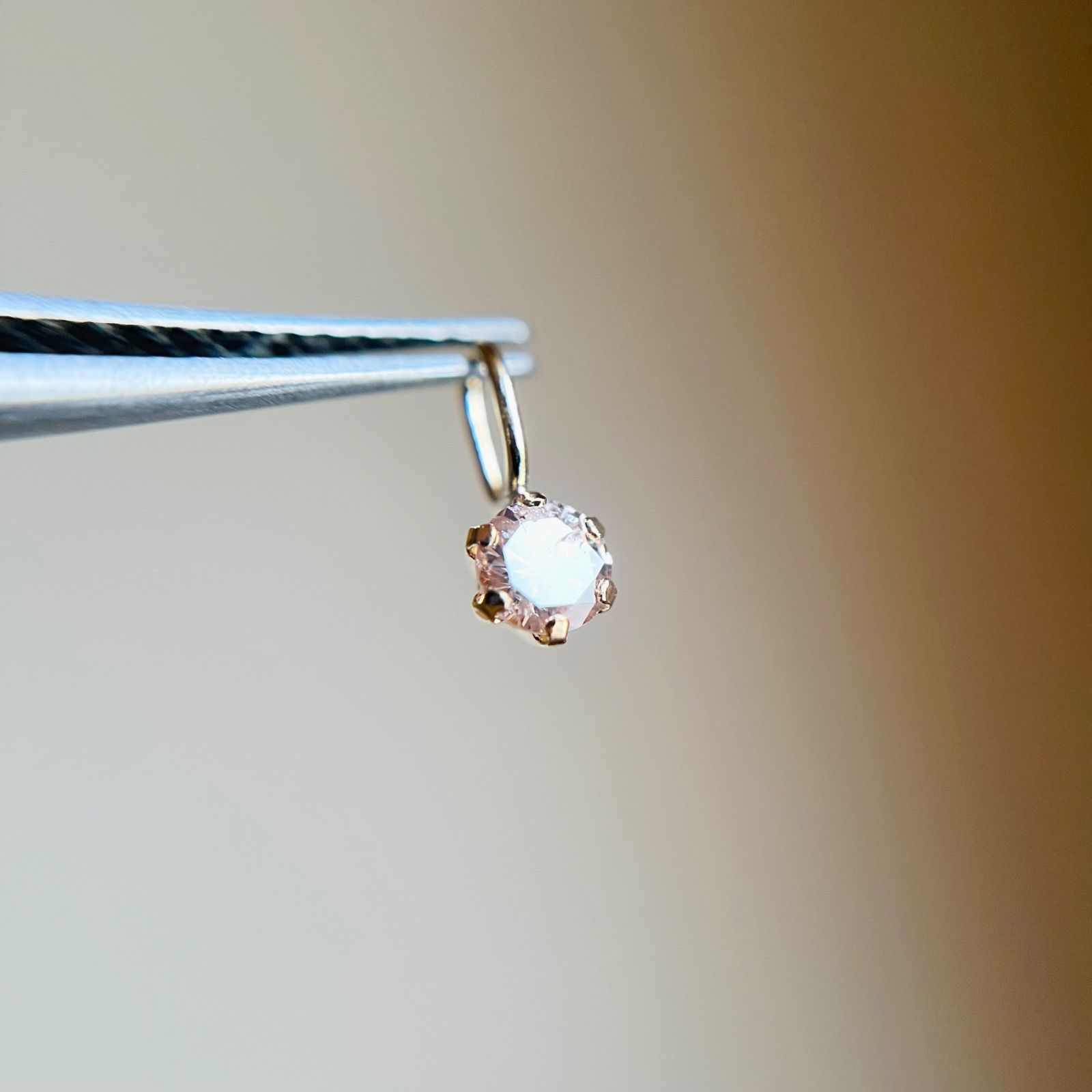 K18YG 天然ダイヤモンド 0.13ct チャーム ペンダントトップ