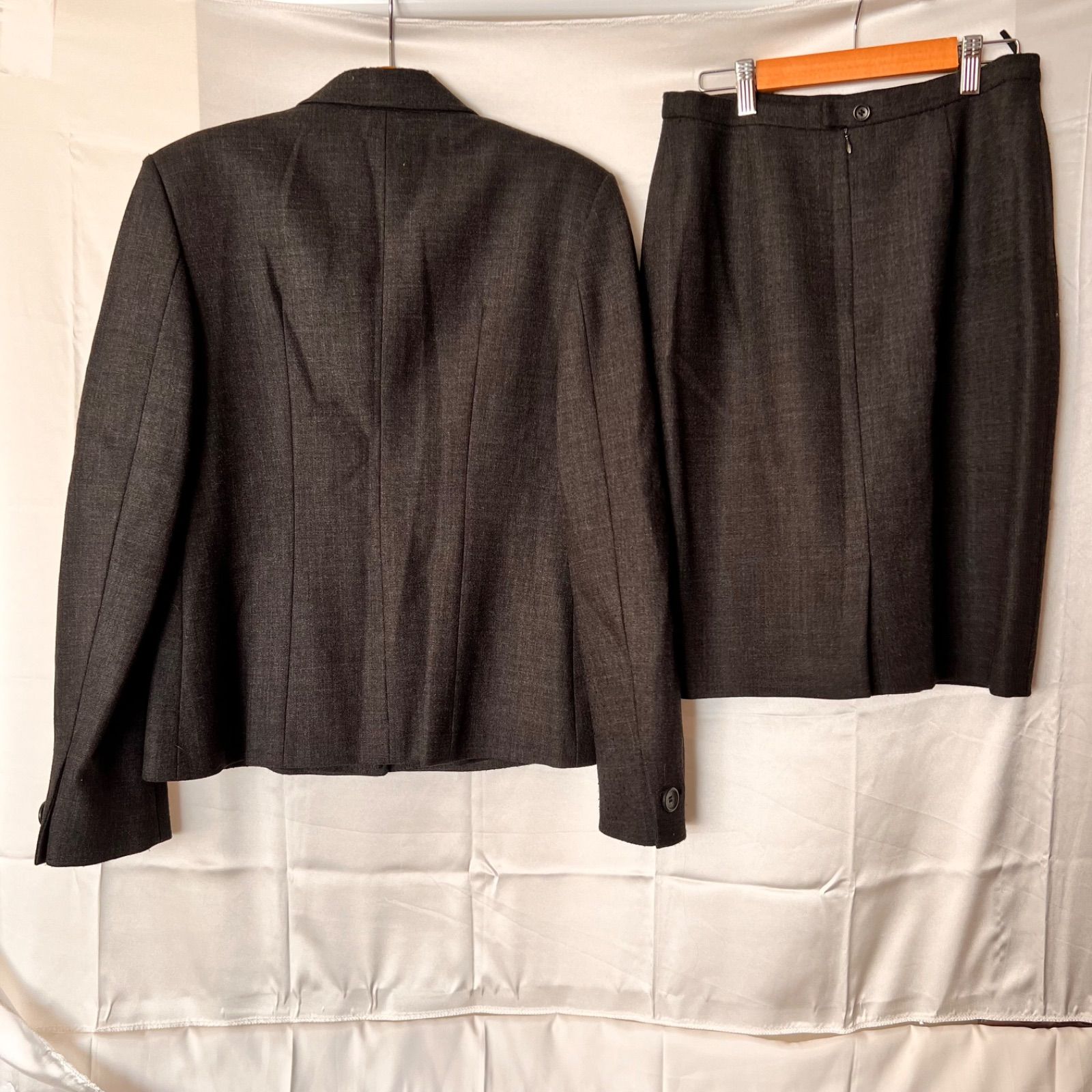 MaxMara ブラック フォーマル スカート スーツ肩幅37センチ