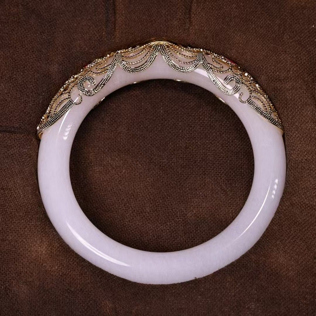 中国古美術.白玉腕輪.宝石を嵌める.木箱付.昔の貴婦人アクセサリー