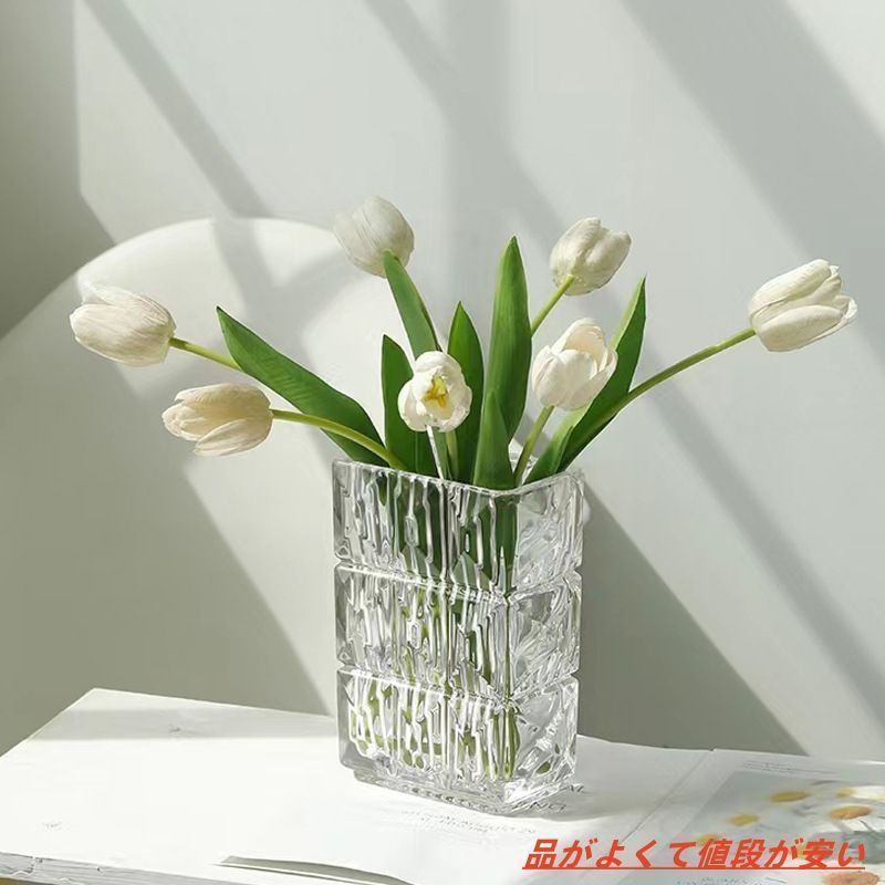 新品未使用　バカラ　花瓶 新品・未使用】ダイヤモンドカット調 クリスタルガラスの花瓶