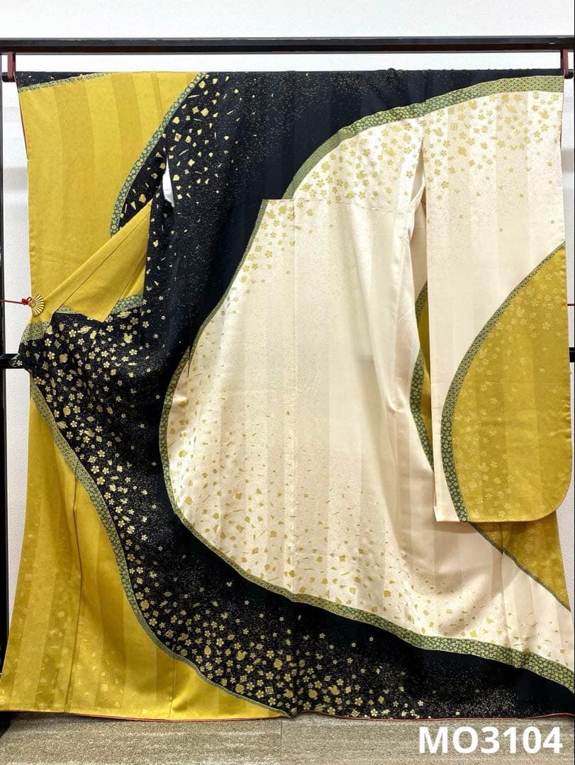 振袖 豪華 金彩 紋意匠 ぼかし八掛 身丈163cm パールトーン加工済