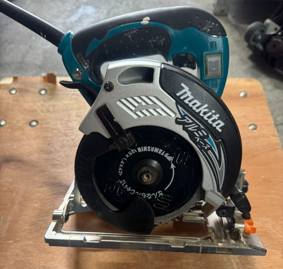 makita マキタ 電動工具 丸鋸 マルノコ モデル5230 125mm 21年製