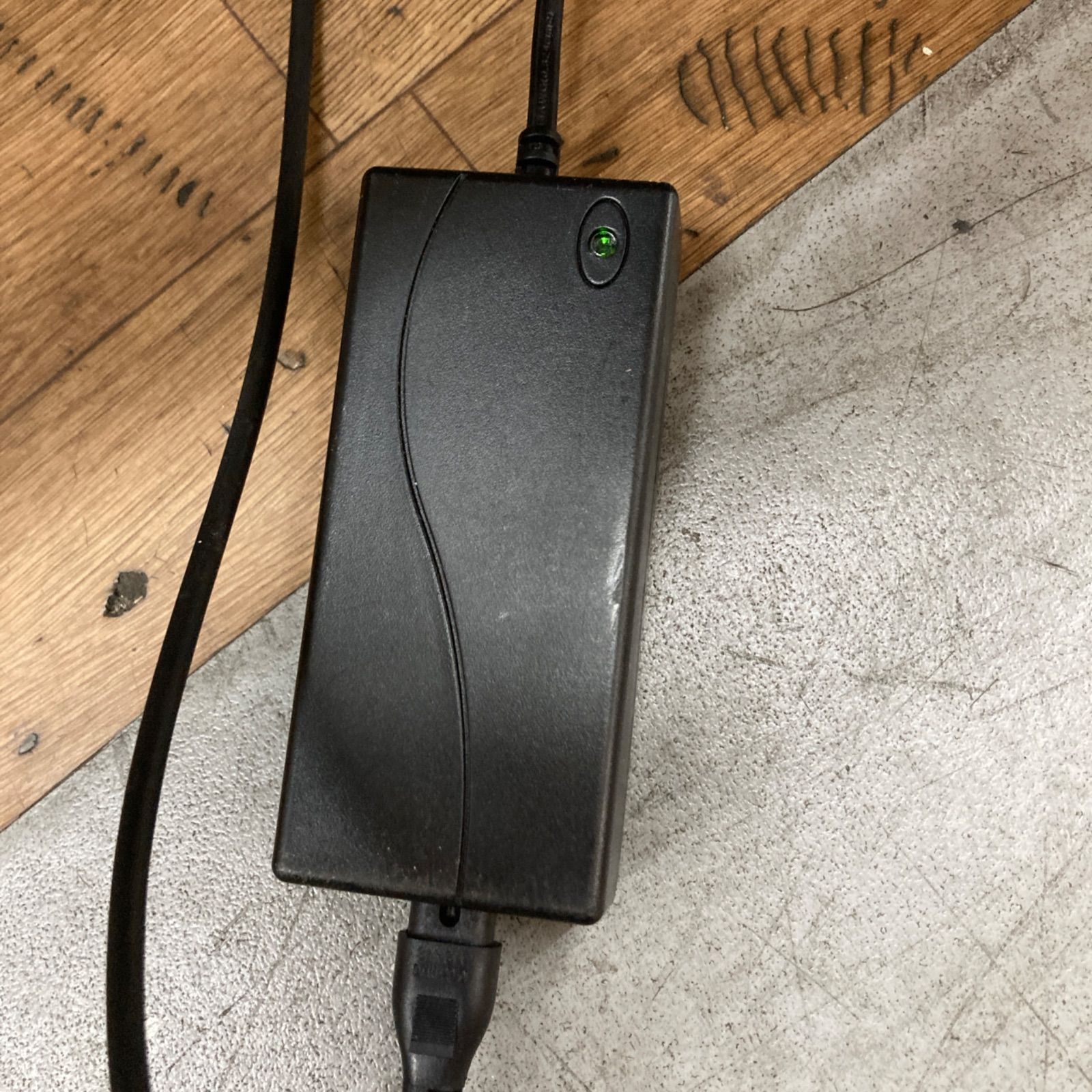 折りたたみ電動ベッド 無段階電動リクライニング