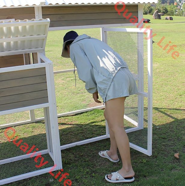 戸外木製鶏ケージ 巣