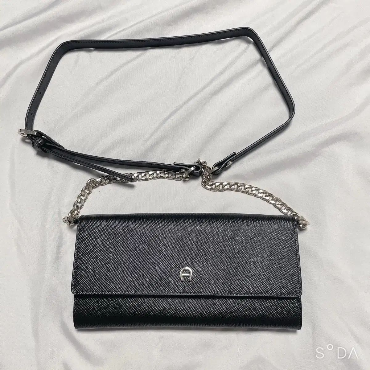 AIGNER アイグナー ブラック 長財布 クロスバッグ