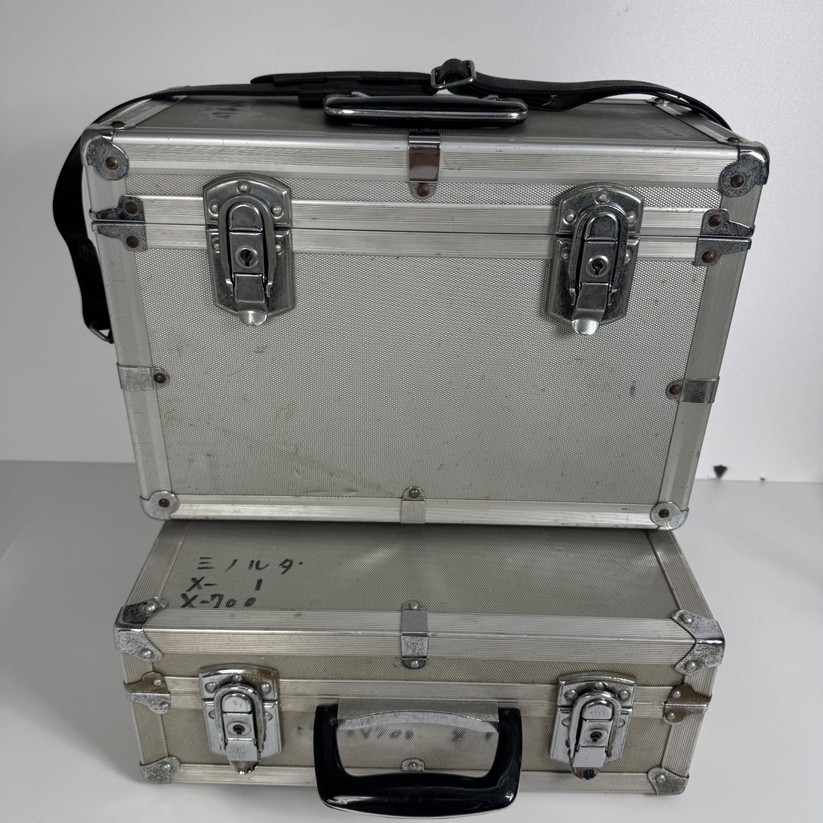 アルミカメラケース 2個セット 中仕切りスポンジ加工品 カメラ