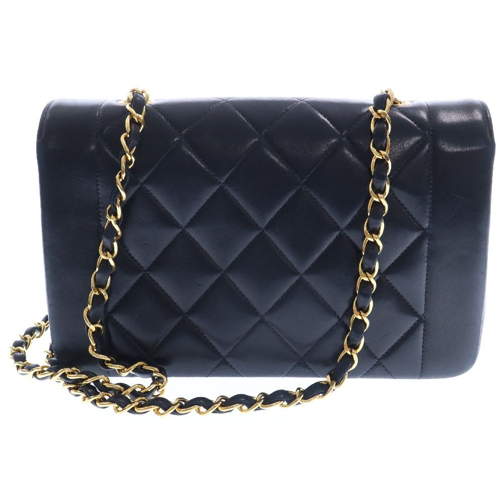 CHANEL (シャネル) マトラッセ22 ダイアナフラップ ラムスキン  