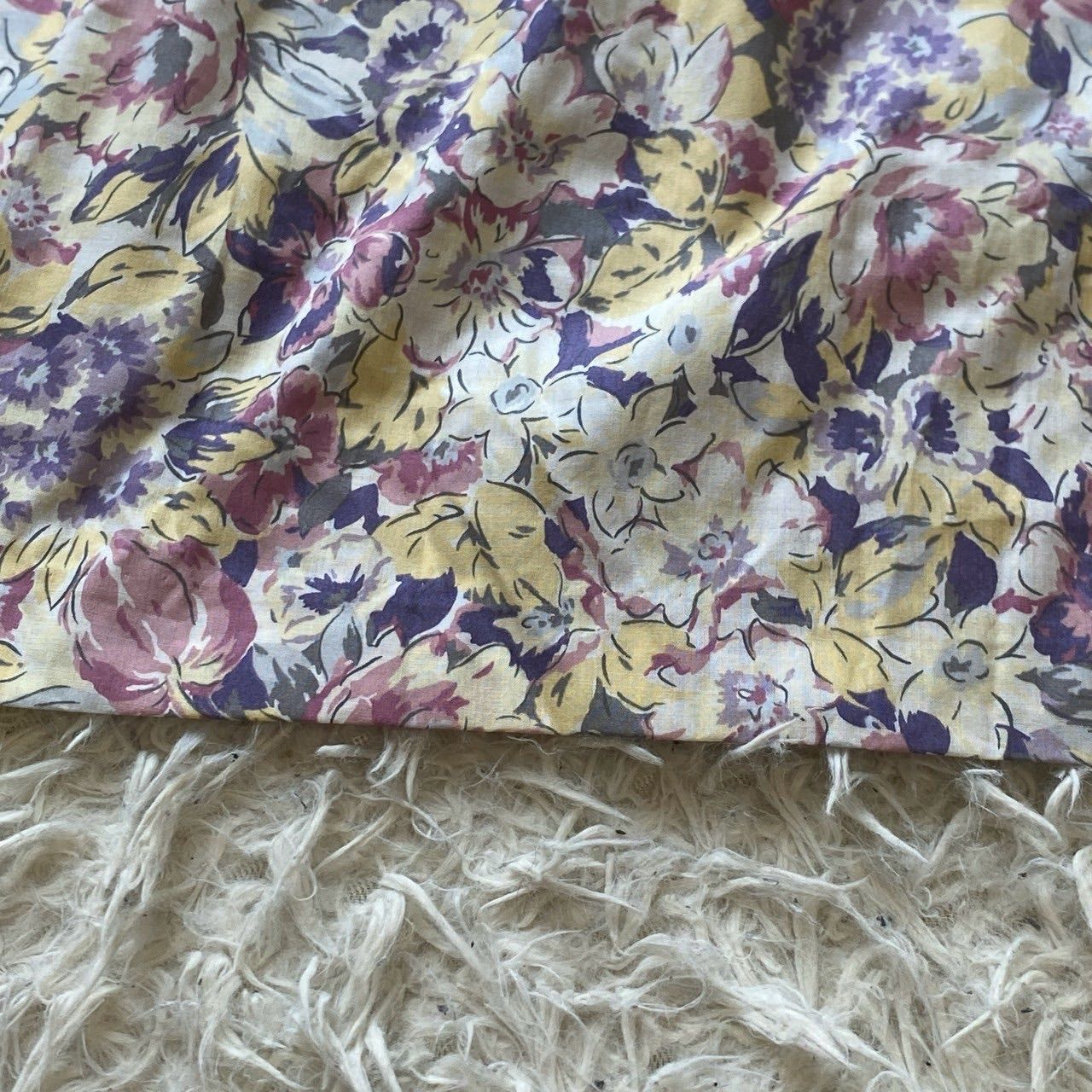 美品》laura ashley 花柄ワンピース マルチカラー 11 上品 - メルカリ